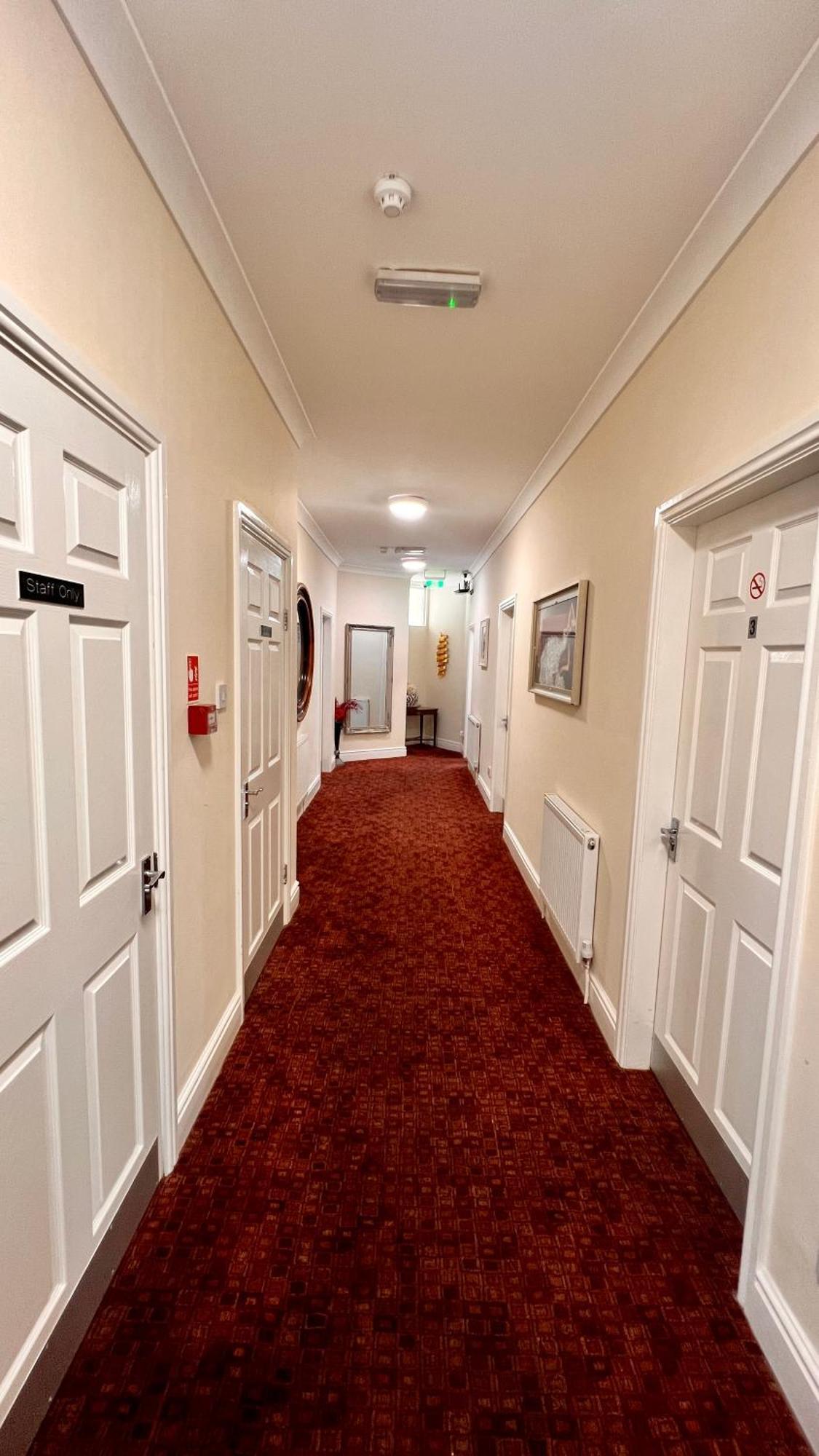The Cabbage Hall Hotel Liverpool Esterno foto