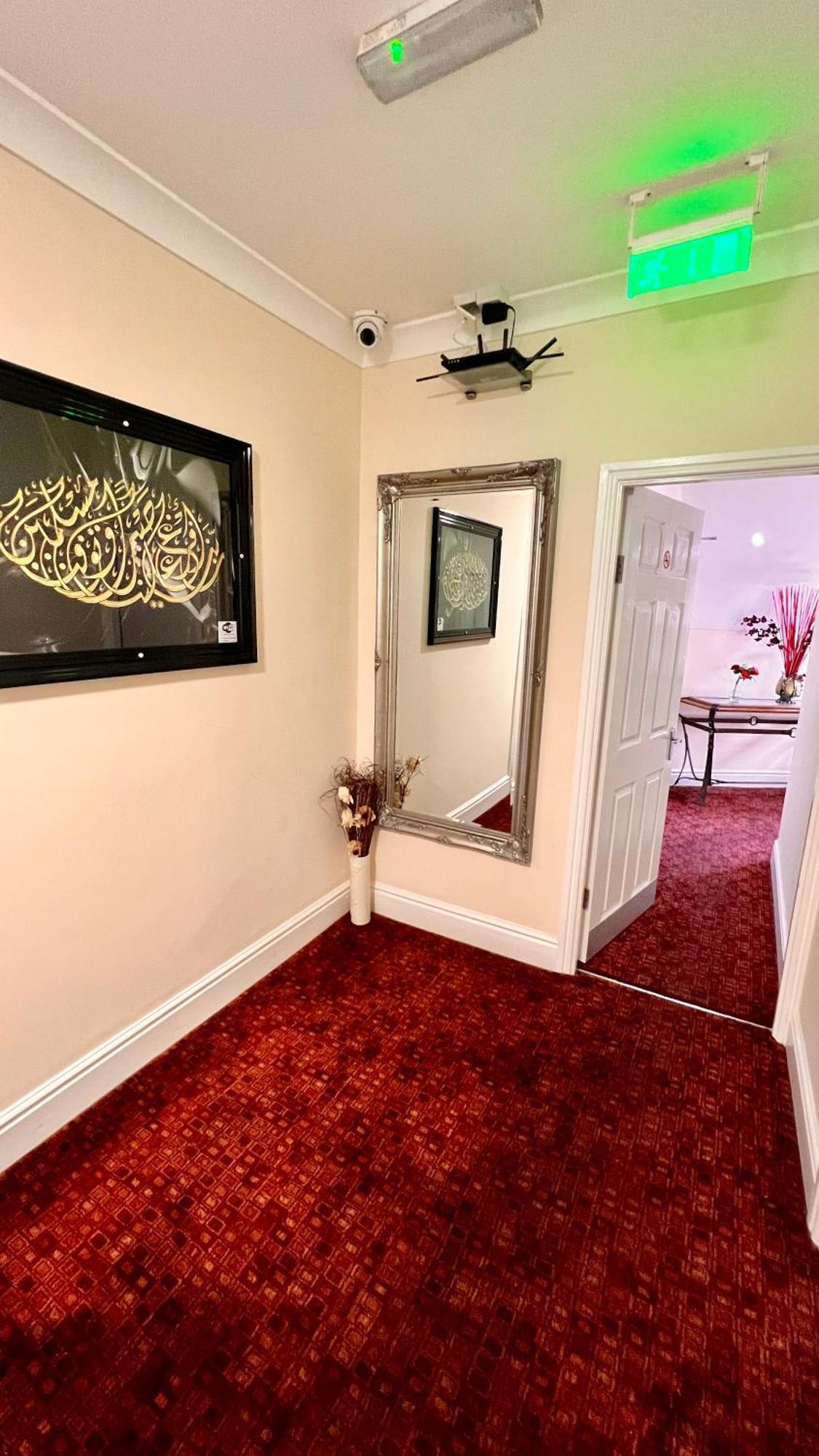 The Cabbage Hall Hotel Liverpool Esterno foto