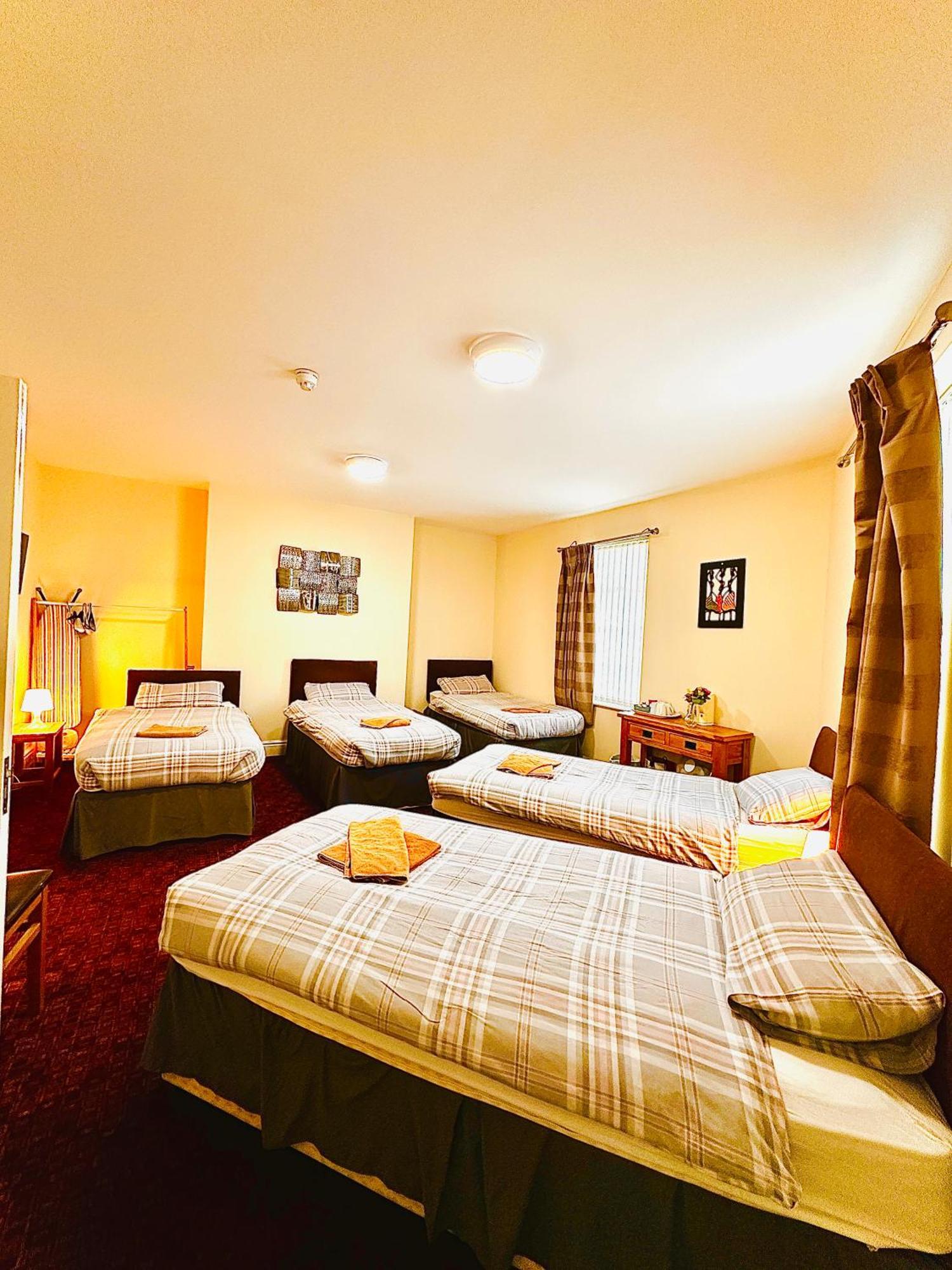The Cabbage Hall Hotel Liverpool Esterno foto