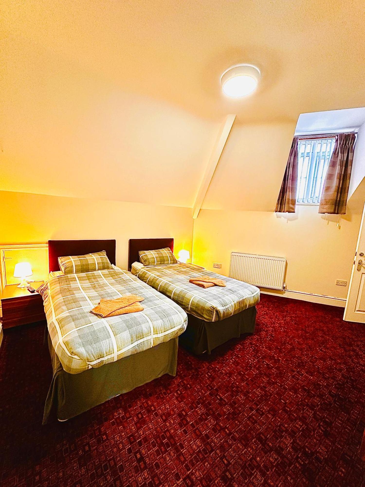 The Cabbage Hall Hotel Liverpool Esterno foto